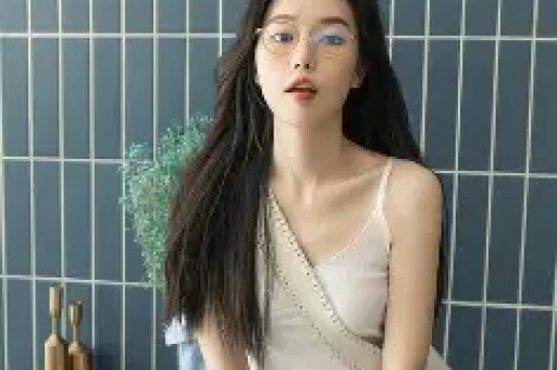 四位明星盲目耍大牌：吴谨言摆谱央视被点名李梦任性毁演技张大大暴力霸凌文章任性要求陕西油泼面路人缘彻底败光！