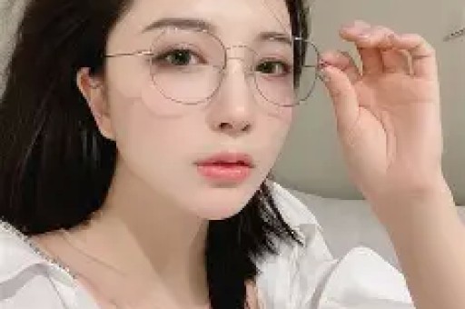 仅仅2天中韩2位知名女星大曝娱乐圈潜规则陪玩陪睡根本不够！