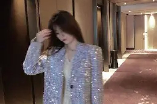 女明星集体“塌房”她们为啥都不装了