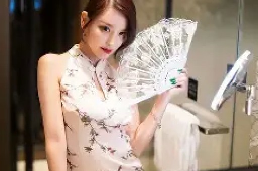 第一批靠“出轨剧情”出海的小游戏日入338万